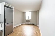 Bachelor Unit - Fully Furnished - 7 Months ONLY - Photo 2