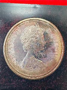 1971 British Columbia Centennial Canadian Silver Dollar - Photo 2