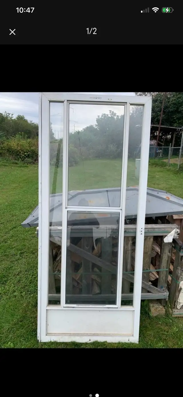 Aluminum screen door
