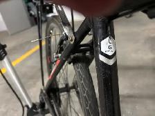 Men’s 26" road bike/helmet/pump - Photo 2