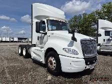 Toronto Monthly Auction - Oct. 30 - Photo 3