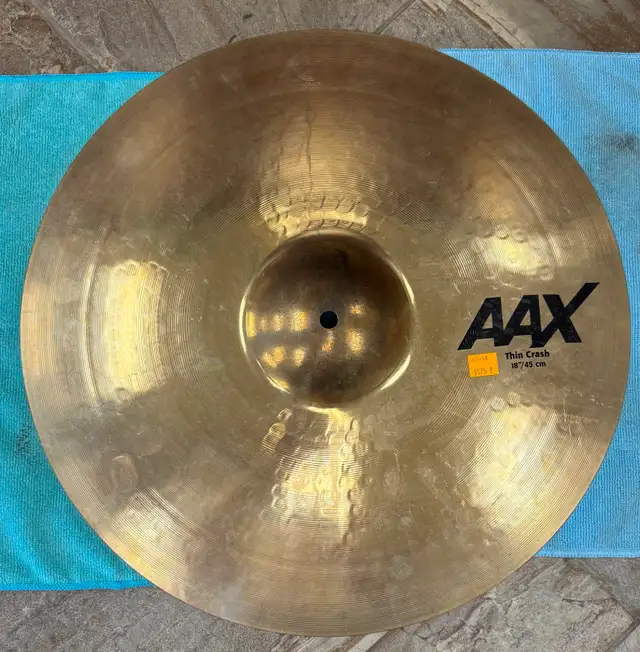 Sabian AAX Thin Crash 18-inch / 45cm Cymbal