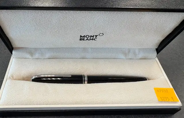 Montblanc Meisterstuck Resin Rollerball Pen in Box