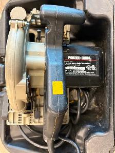 Porter Cable Wired Circular Saw ( Model 743 ) in Case - Photo 3