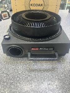 Kodak Carousel 600 Slide Projector - Photo 2