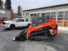 SKIDSTEER