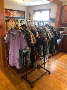 Scrubs size XS and some small - Photo 4