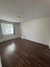 Joliette Grand 4 ½ - Disponible maintenant / 1375$ par mois - Photo 4