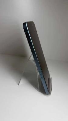 Apple iPhone 16 Plus - Photo 2
