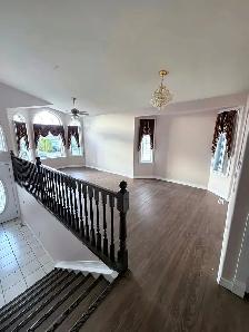 Spacious 4 Bedroom House for Rent with Double Attached Garage - Photo 3