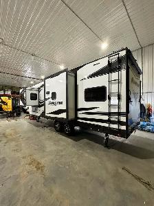 2023 Grand Design Tow Hauler G-Class - Photo 4