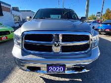 2020 Ram 1500 Classic SLT CREW CAB 4X4! - Photo 4