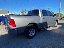2020 Ram 1500 Classic SLT CREW CAB 4X4! - Photo 6