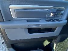 2020 Ram 1500 Classic SLT CREW CAB 4X4! - Photo 11