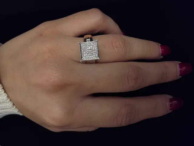 10k yellow gold diamond ring