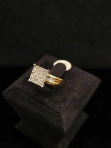 10k yellow gold diamond ring - Photo 2