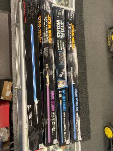 Lightsabers @ Cashopolis!!