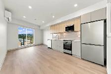 ID:5688 Unfurnished 2 Bed 2 Bath, 6th Floor, Mountain Views - Photo 3