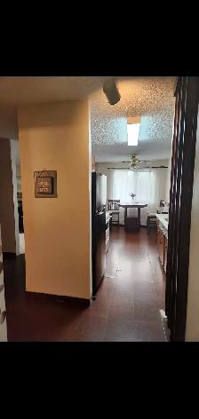 1 bedroom condo close Royal Alex Hospit GrMacEwan University - Photo 2