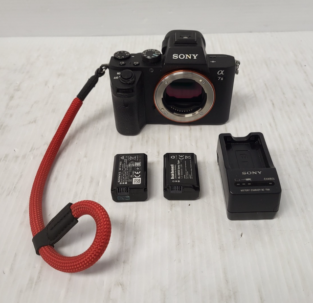 (N93475-1) Sony ILCE-7M2 Digital Camera