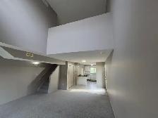 CAM-1A Camelot — 1 Bed   Den Loft Townhouse, Waterloo - Photo 2