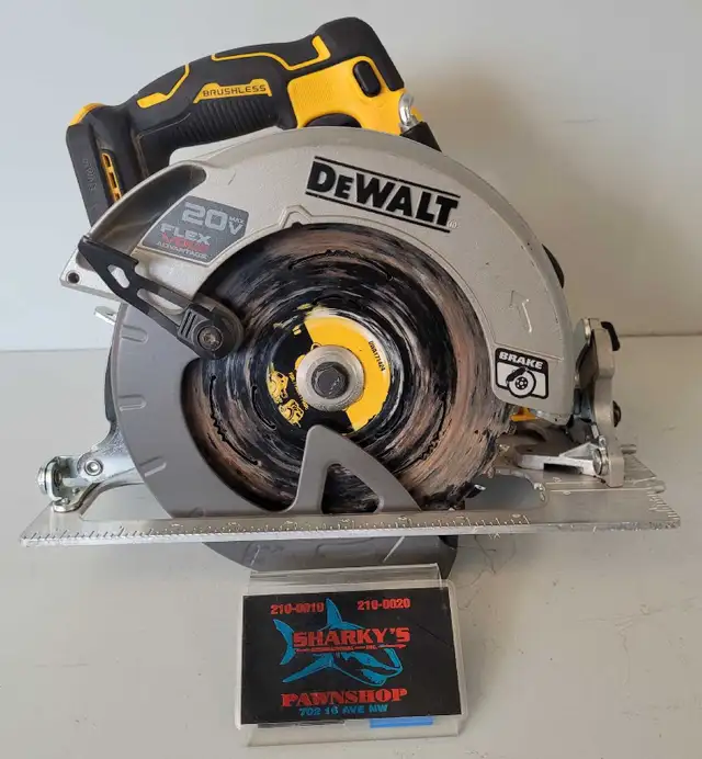 60V/20V 7 1/4' Dewalt DCS573 Brushless Circular Saw (33060056)