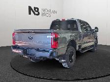 2027 Ford F-350 Super Duty SRW Lariat - Photo 5