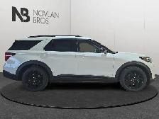 2027 Ford Explorer ST - Photo 6