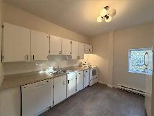 31 Queen Square North Suite A - Photo 8
