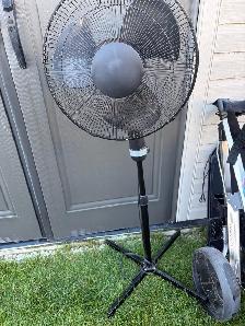 indoor fan.   Golf pull cart.    ionic pro air filter uni - Photo 4