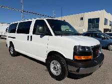 2017 GMC Savana Passenger LS - 12 Passenger - Photo 4