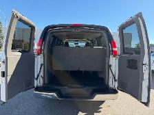 2017 GMC Savana Passenger LS - 12 Passenger - Photo 10