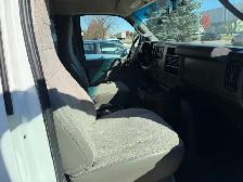 2017 GMC Savana Passenger LS - 12 Passenger - Photo 12