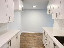 Spacious 1 Bedroom & 1 Bathroom Apartment in LaSalle - Photo 2