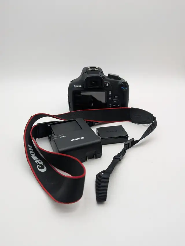 (B7340) Canon EOS Rebel T5 DSLR w/ EF-S 18-55mm IS II Lens, B...