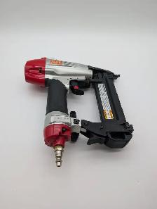 (B7169) MAX TA238B/18-6 18 Gauge 1/4' Narrow Crown Pneumatic...