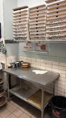 Pizza restaurant for sale - Photo 5