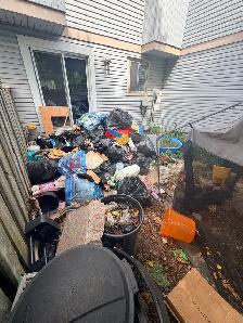 Junk Removal / Garbage Disposal TRASH KINGS - Photo 2
