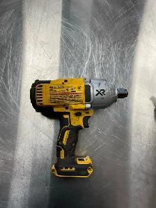 DEWALT IMPACT - Photo 2
