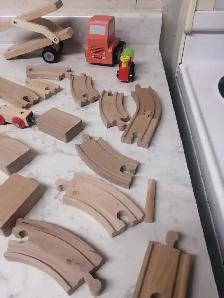 Wooden train set for kids - Photo 3
