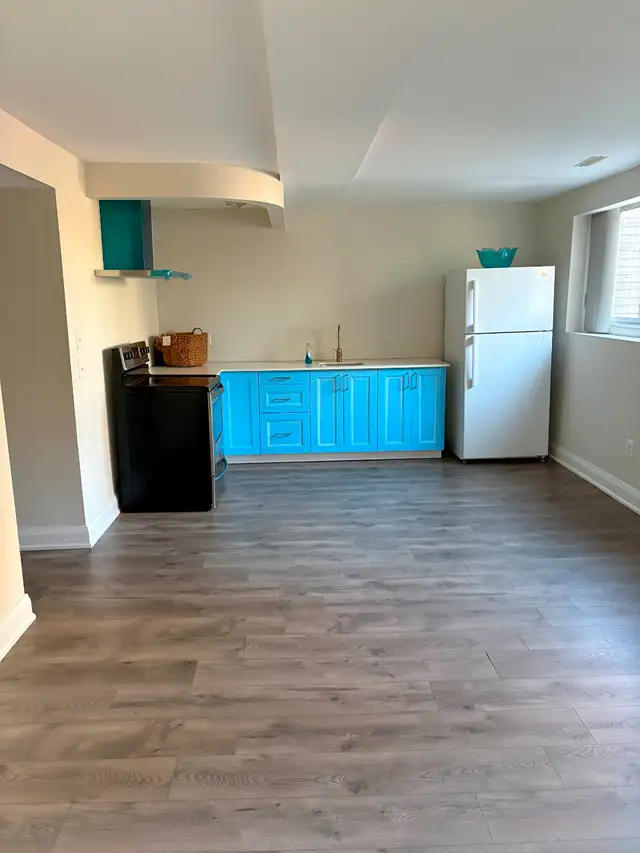 Walkout Basement apartment studio for rent