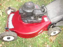 21'SELF PROPELLED NOMA LAWN MOWER W/REAR BAGGER EXCELLENT COND - Photo 2