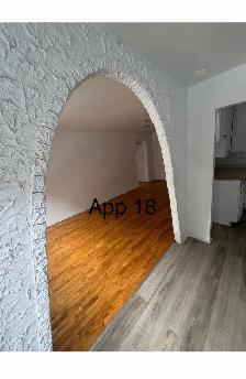 Grande 3 1/2 à Ahuntsic - Photo 2