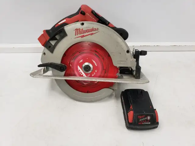 (9924537) Milwaukee 2631-20 Circular Saw