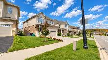 4 Beds 2.5 Baths Upper unit in Vista hills Waterloo - Photo 2