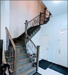 Spacious fully Furnished Bedroom for Rent in Whitby — 1 Nov - Photo 7