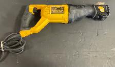 DEWALT DWE305 RECIP SAW