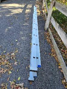 24' Aluminum Extension Ladder - Photo 2