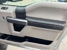 2022 Ford F-250 XLT / Crew Cab / 6'9' Box / 4x4 - Photo 12