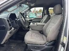 2022 Ford F-250 XLT / Crew Cab / 6'9' Box / 4x4 - Photo 14